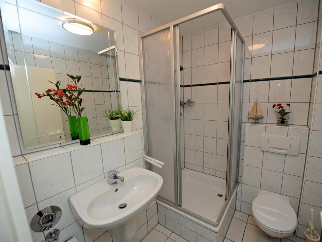 Studio 11 Im Haus Stranddistel, Modernes Studio Im 1 Og Fur 2 Personen In Zingst Esterno foto